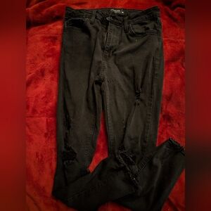 ✨ Just Black sz6 Distressed Jeans